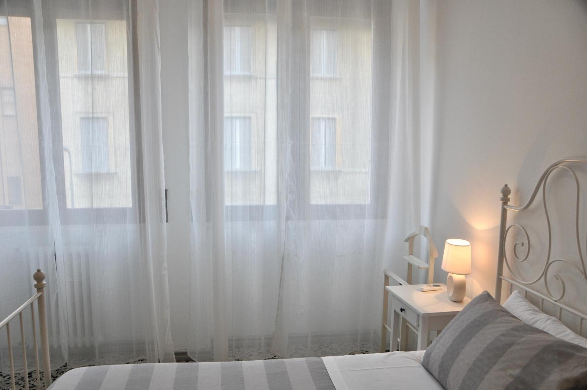 M.Aurelio Red Apartment มิลาน ภายนอก รูปภาพ